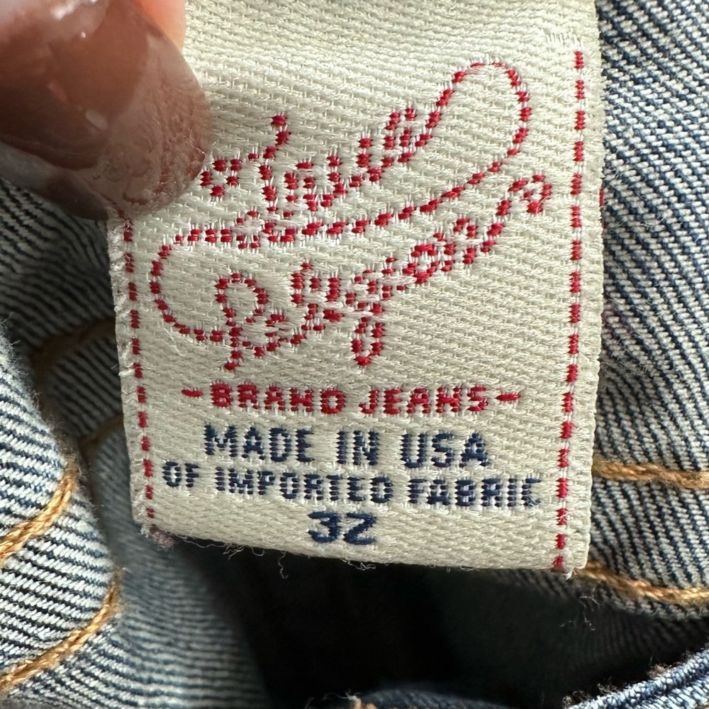 True Religion Women's Indigo Cropped Jeans with Signature Pocket Stitching - Picture 7 of 12